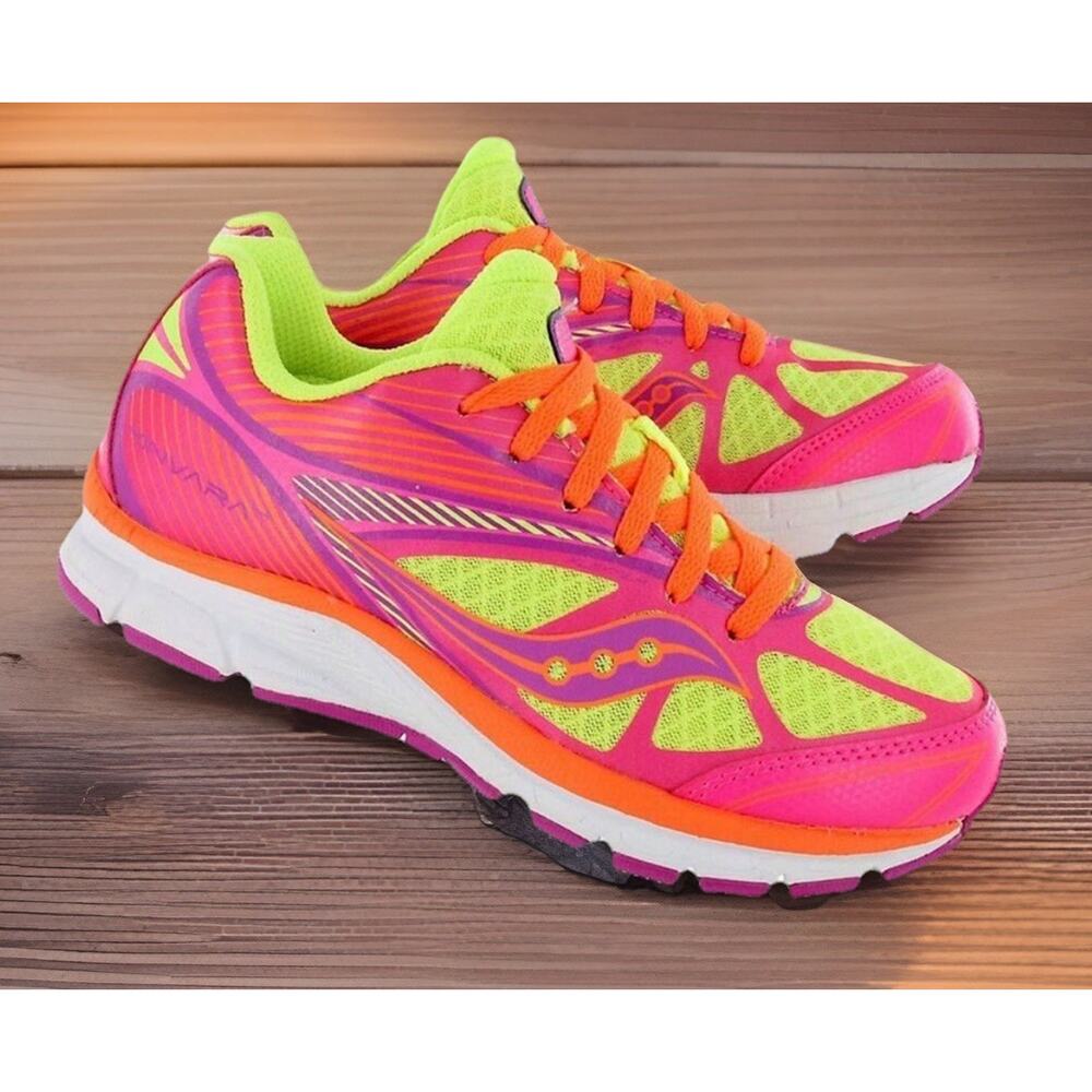 Saucony Kinvara Neon Yellow Pink Running Shoes Womens Size 6.5 Fast Shipping